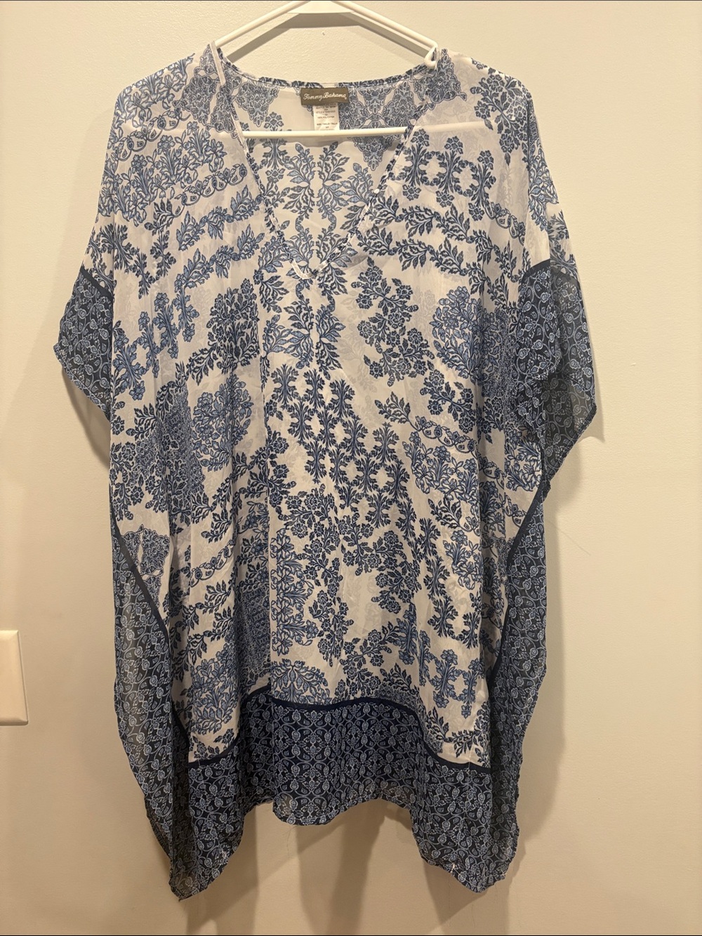 Tommy Bahama White Tunic with Blue Floral Print ptp 35